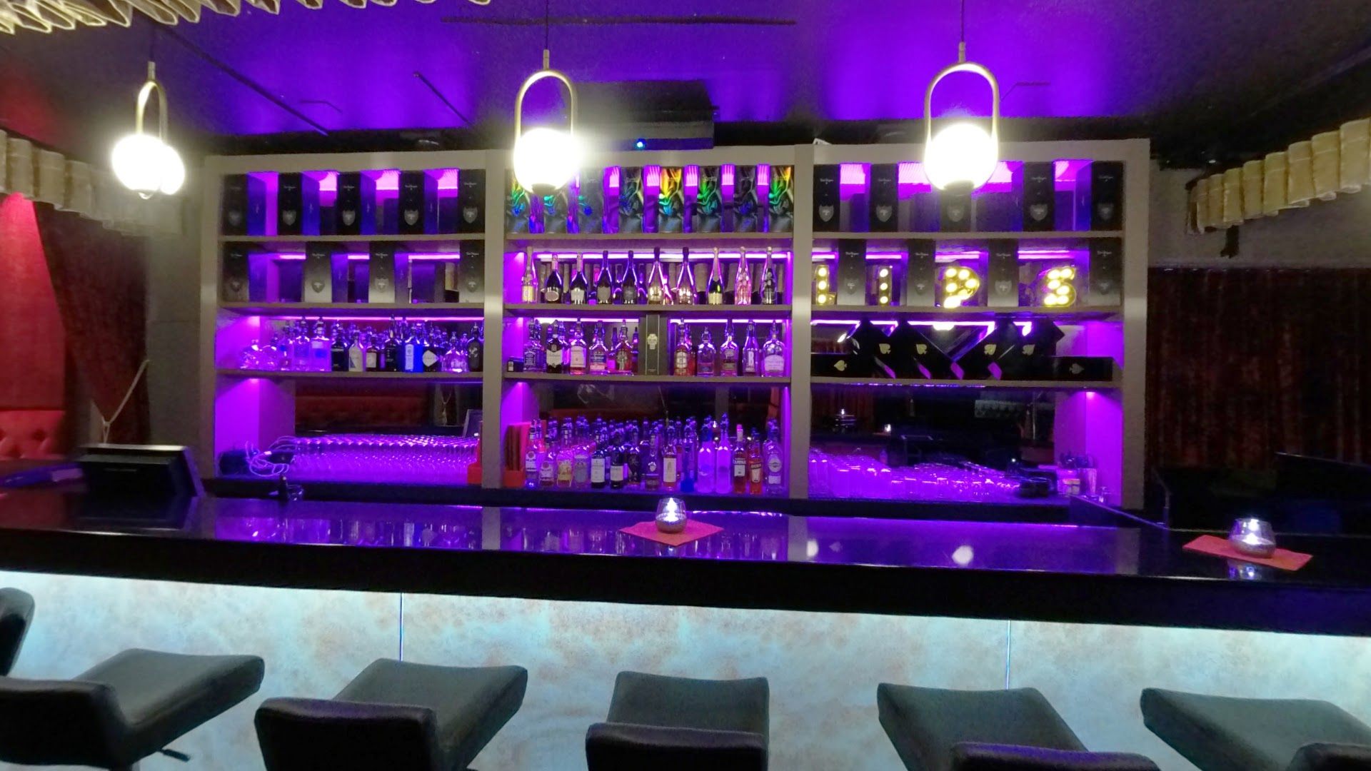 Red Lips | Strip Club | Cabaret | Night Club - Nightclub in Zurich, Switzerland