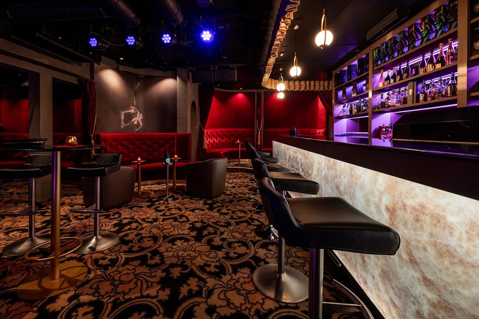 Red Lips | Strip Club | Cabaret | Night Club - Nightclub in Zurich, Switzerland