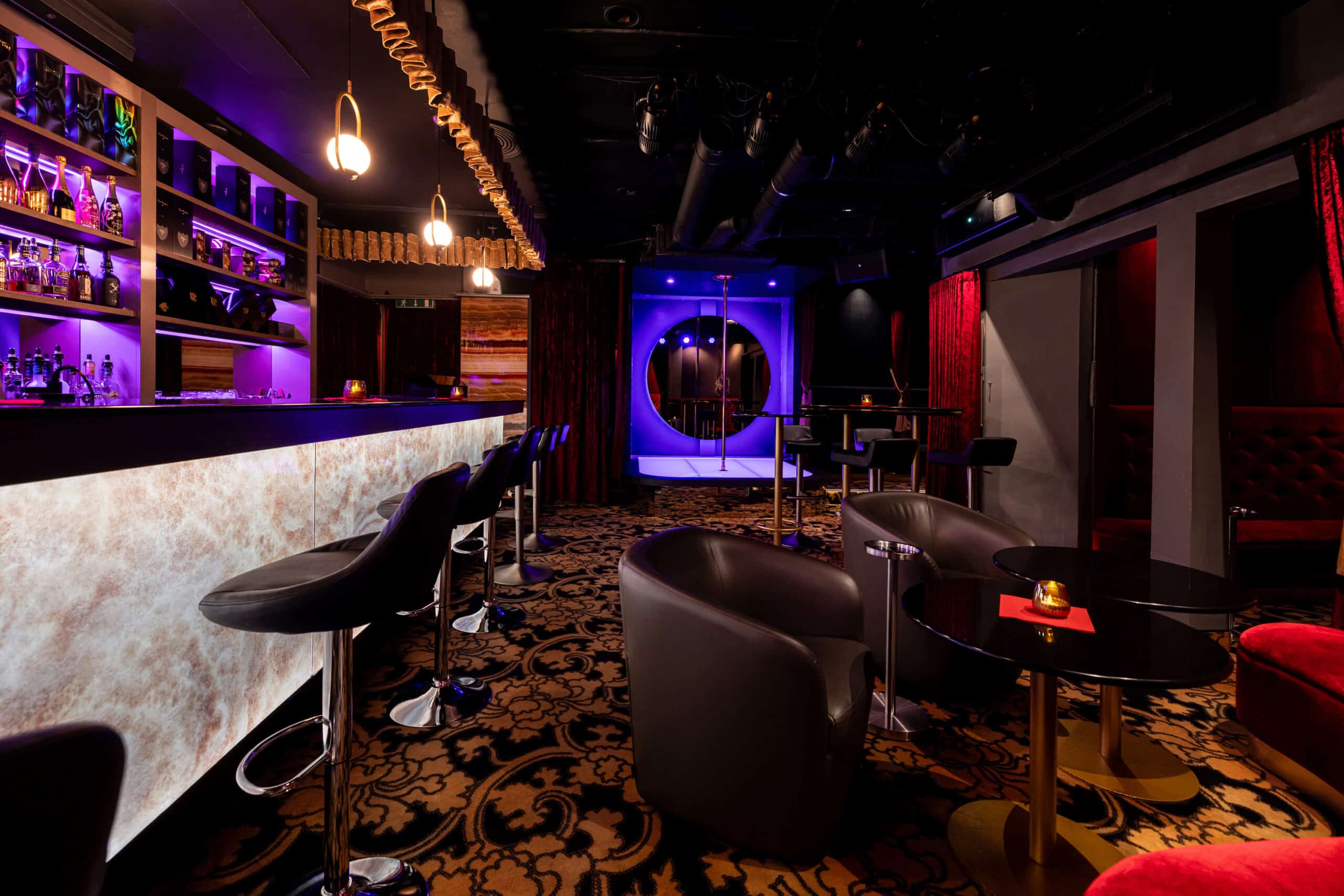 Red Lips | Strip Club | Cabaret | Night Club - Nightclub in Zurich, Switzerland