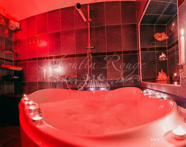 Moulin Rouge - Erotic Massage in Kyiv, Ukraine