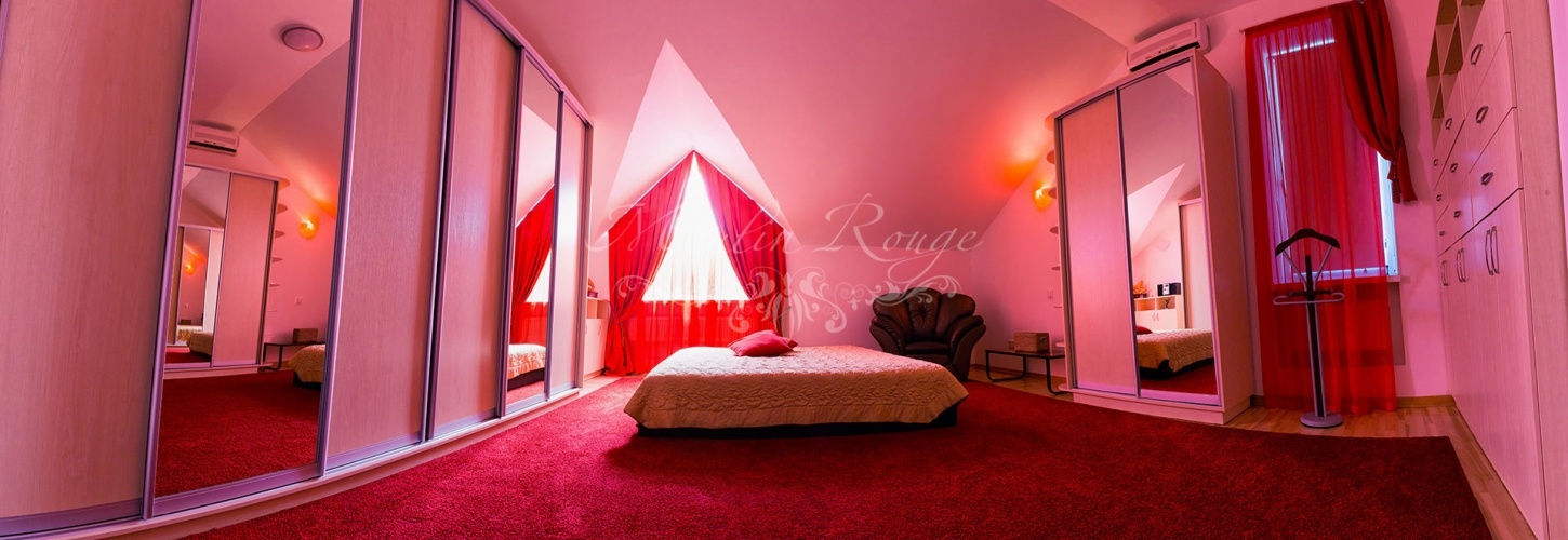 Moulin Rouge - Erotic Massage in Kyiv, Ukraine