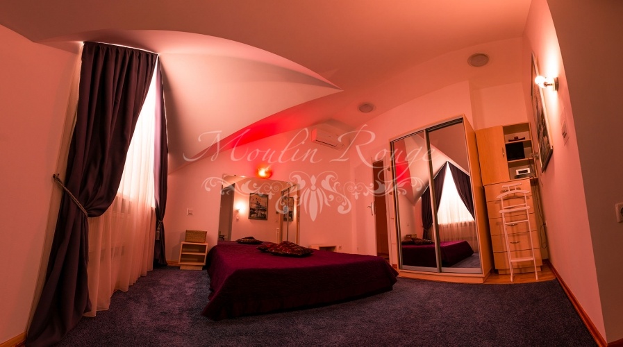 Moulin Rouge - Erotic Massage in Kyiv, Ukraine