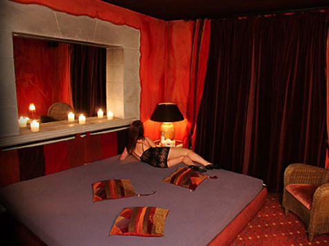 Caramel Erotic Massage - Erotic Massage in Lviv, Ukraine