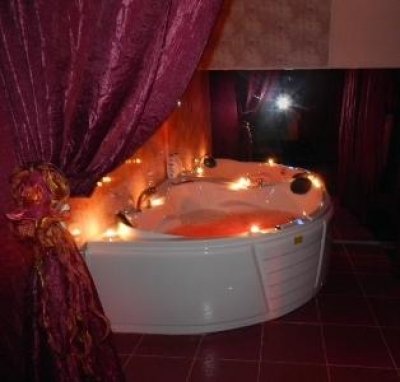 Caramel Erotic Massage - Erotic Massage in Lviv, Ukraine