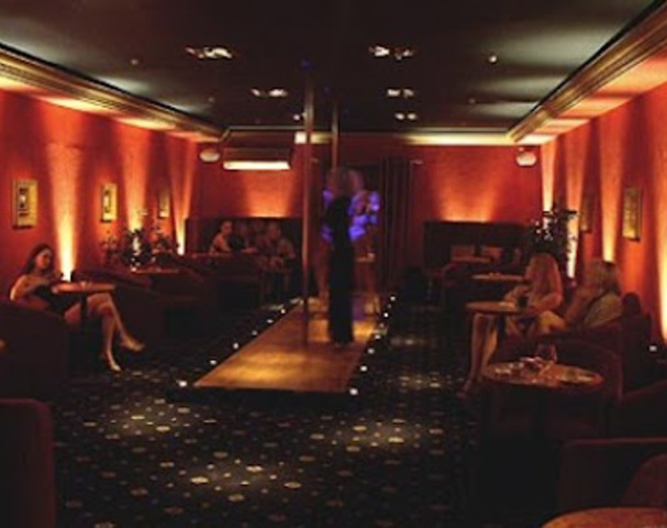 Mr. Churchill Lounge Bar - Nightclub in Zaporizhzhia, Ukraine