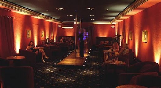 Mr. Churchill Lounge Bar - Nightclub in Zaporizhzhia, Ukraine