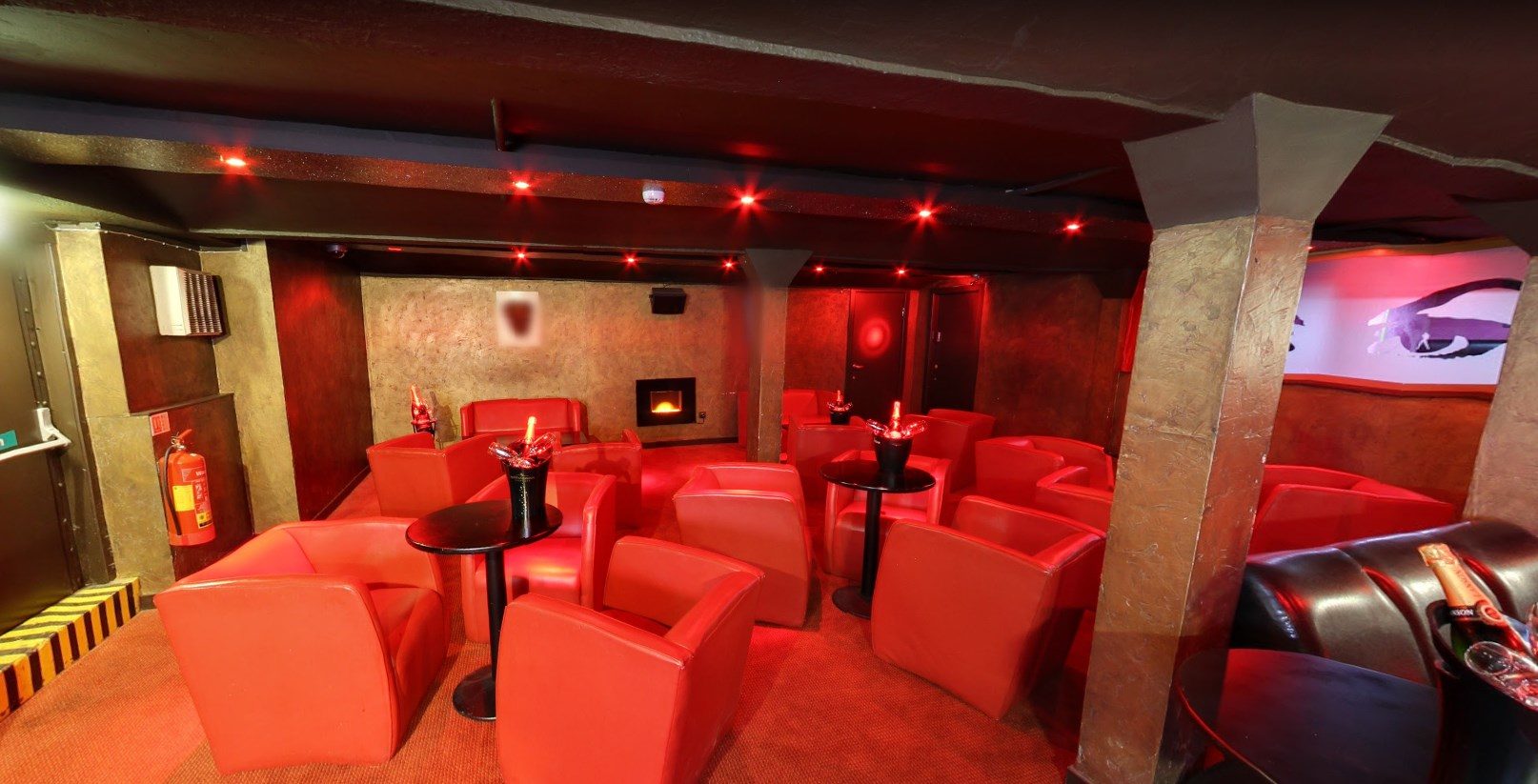 Private Eyes - Nightclub in Aberdeen, United Kingdom