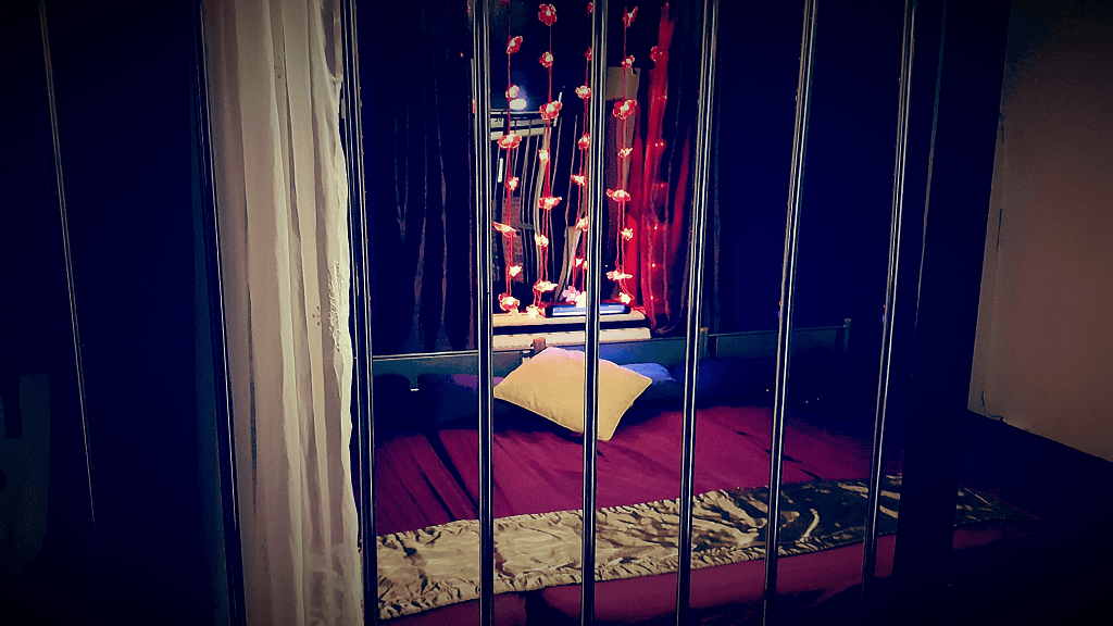 Town House - For Brife Encounters - Swinger Club in Birkenhead, United Kingdom