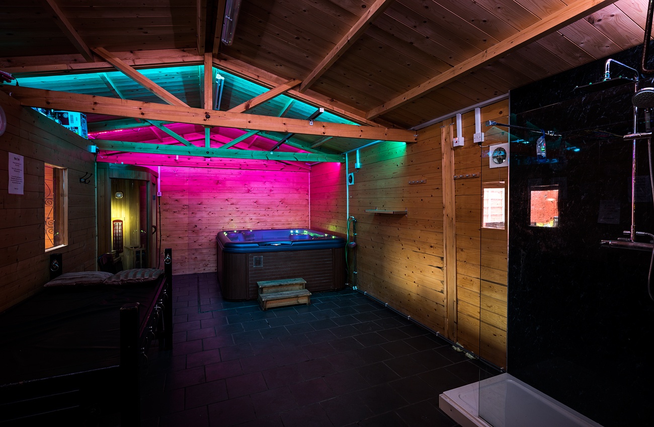 Town House - For Brife Encounters - Swinger Club in Birkenhead, United Kingdom