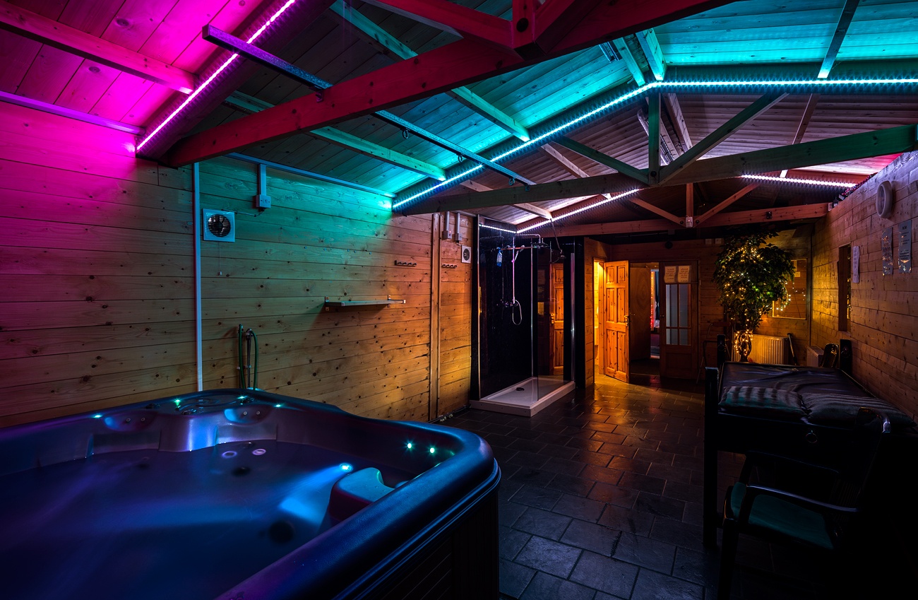 Town House - For Brife Encounters - Swinger Club in Birkenhead, United Kingdom
