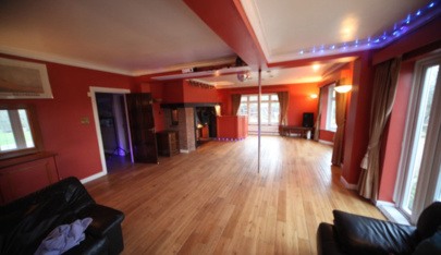 Radlett Adult Parties - Swinger Club in Borehamwood, United Kingdom