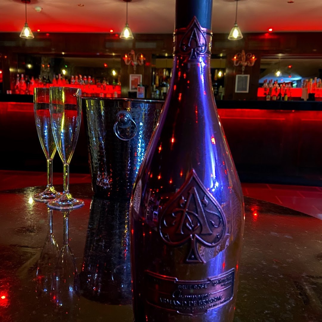 Wiggle Strip Club Bournemouth - Nightclub in Bournemouth, United Kingdom