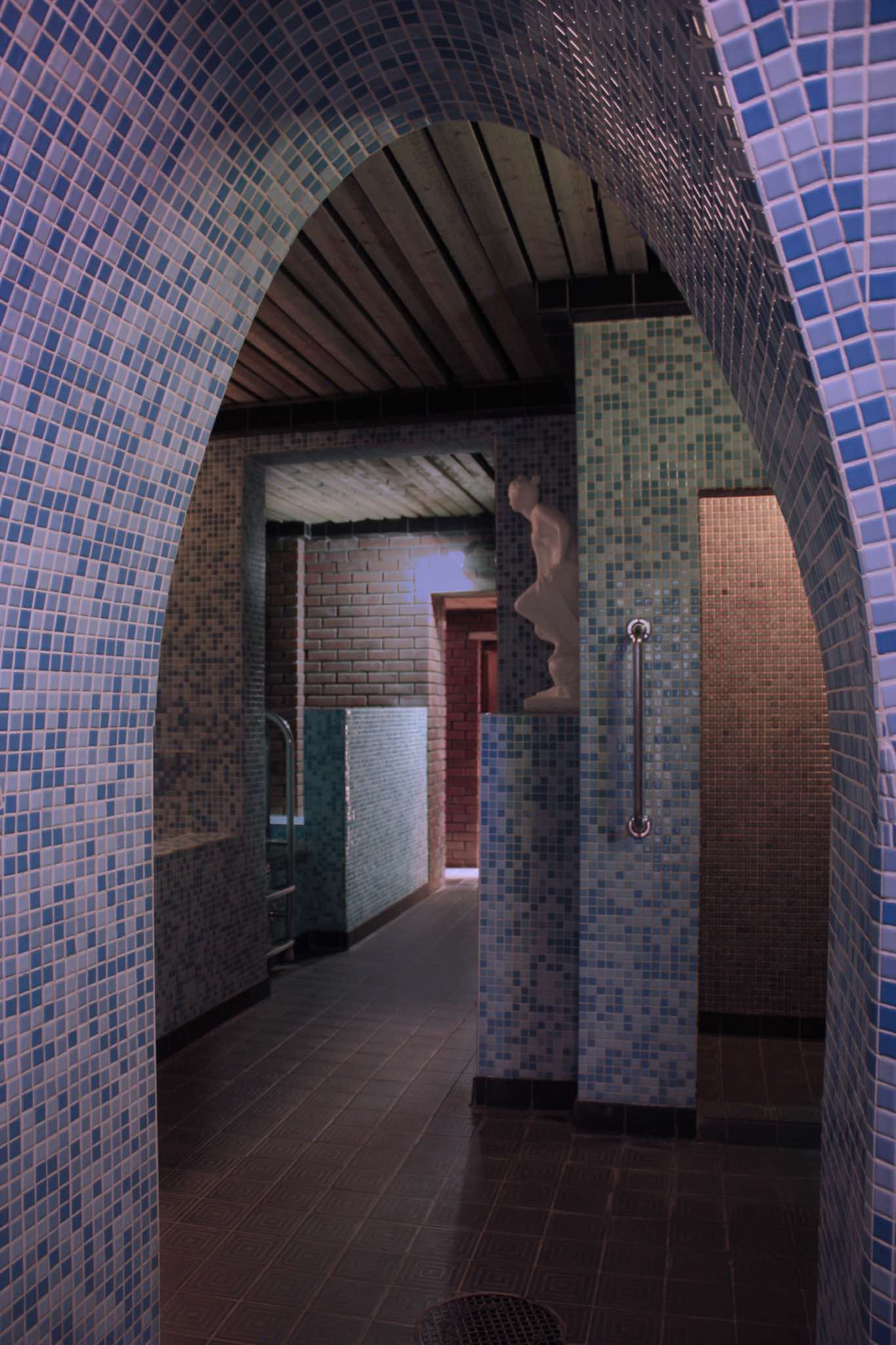 Bristol Gardens Health Spa - Fkk in Brighton, United Kingdom