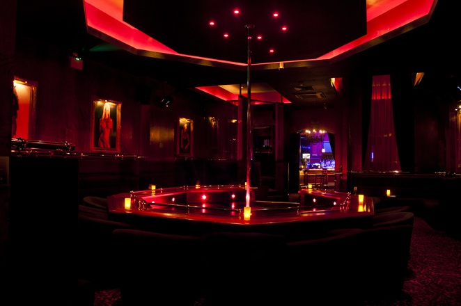 Platinum Lace Bar & Gentelmen`s Club - Brighton - Nightclub in Brighton, United Kingdom