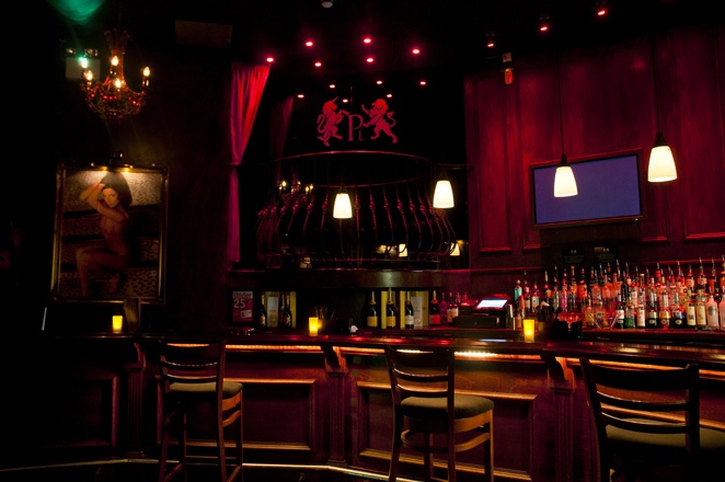 Platinum Lace Bar & Gentelmen`s Club - Brighton - Nightclub in Brighton, United Kingdom