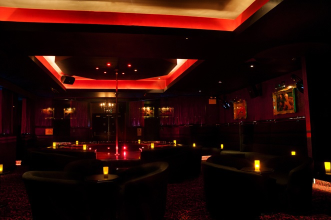 Platinum Lace Bar & Gentelmen`s Club - Brighton - Nightclub in Brighton, United Kingdom