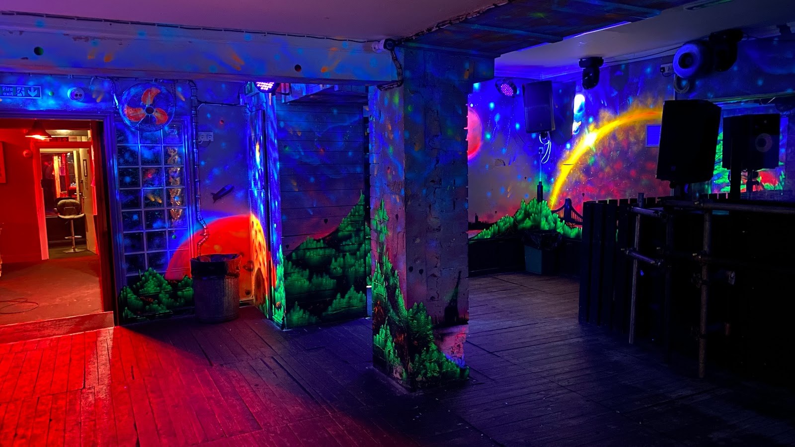 Dare To Club - Swinger Club in Bristol, United Kingdom