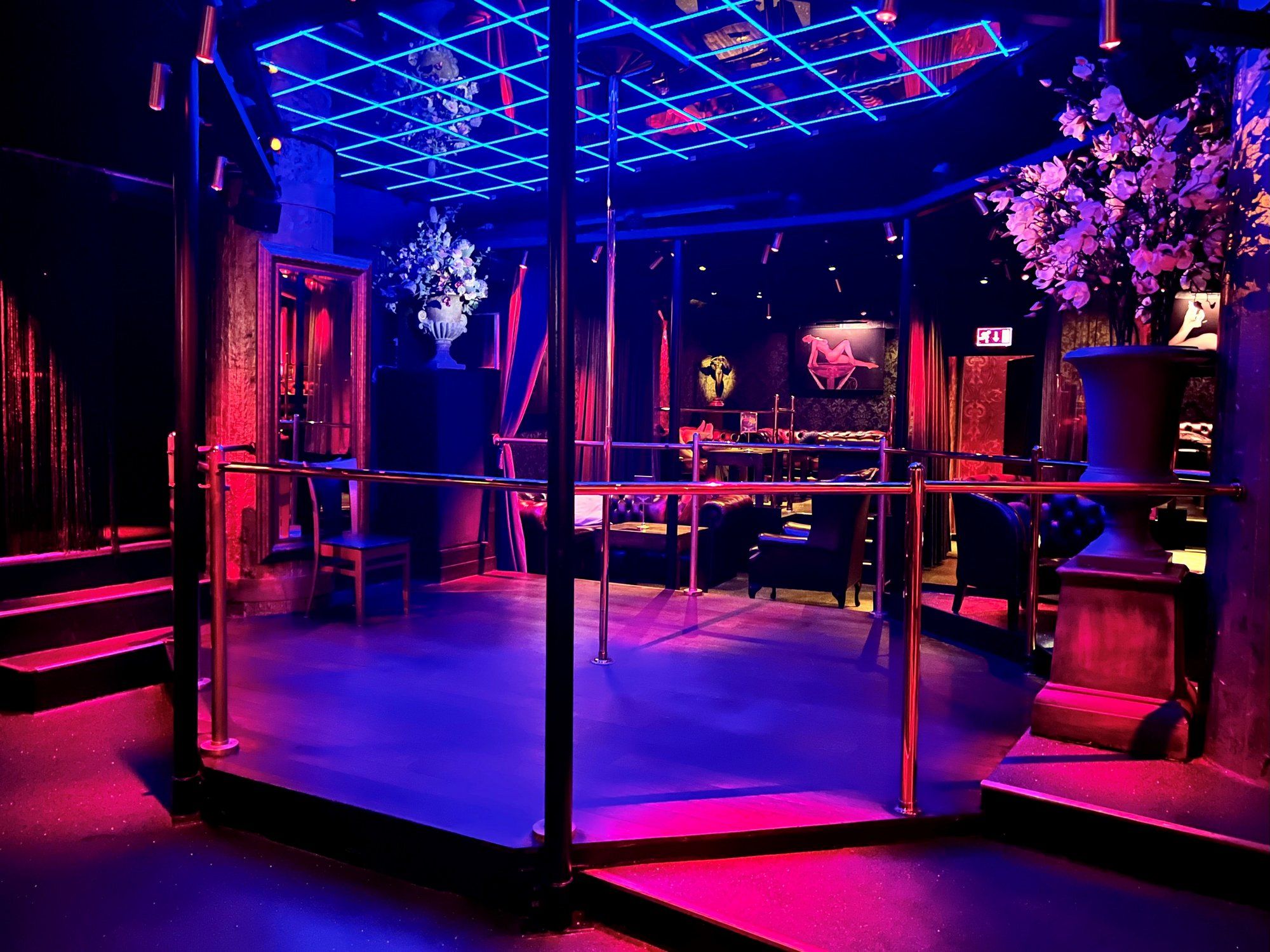 Angels Club - Nightclub in Bromwich, United Kingdom