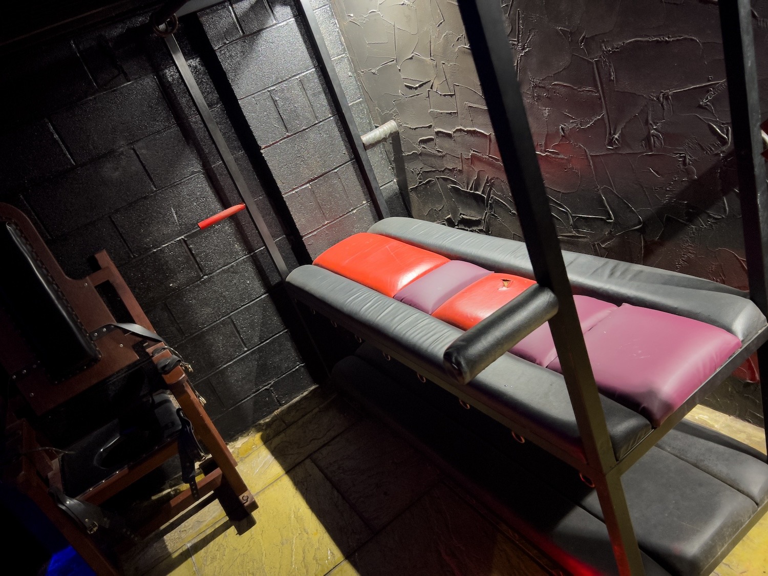 Partners Swingers Club - Swinger Club in Bury, United Kingdom