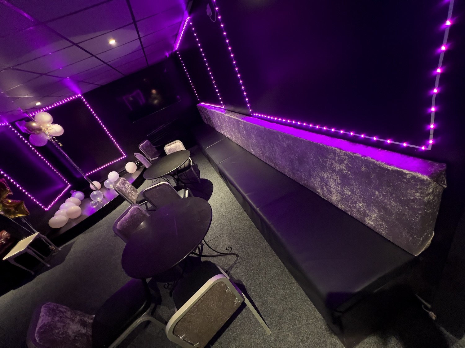 Partners Swingers Club - Swinger Club in Bury, United Kingdom