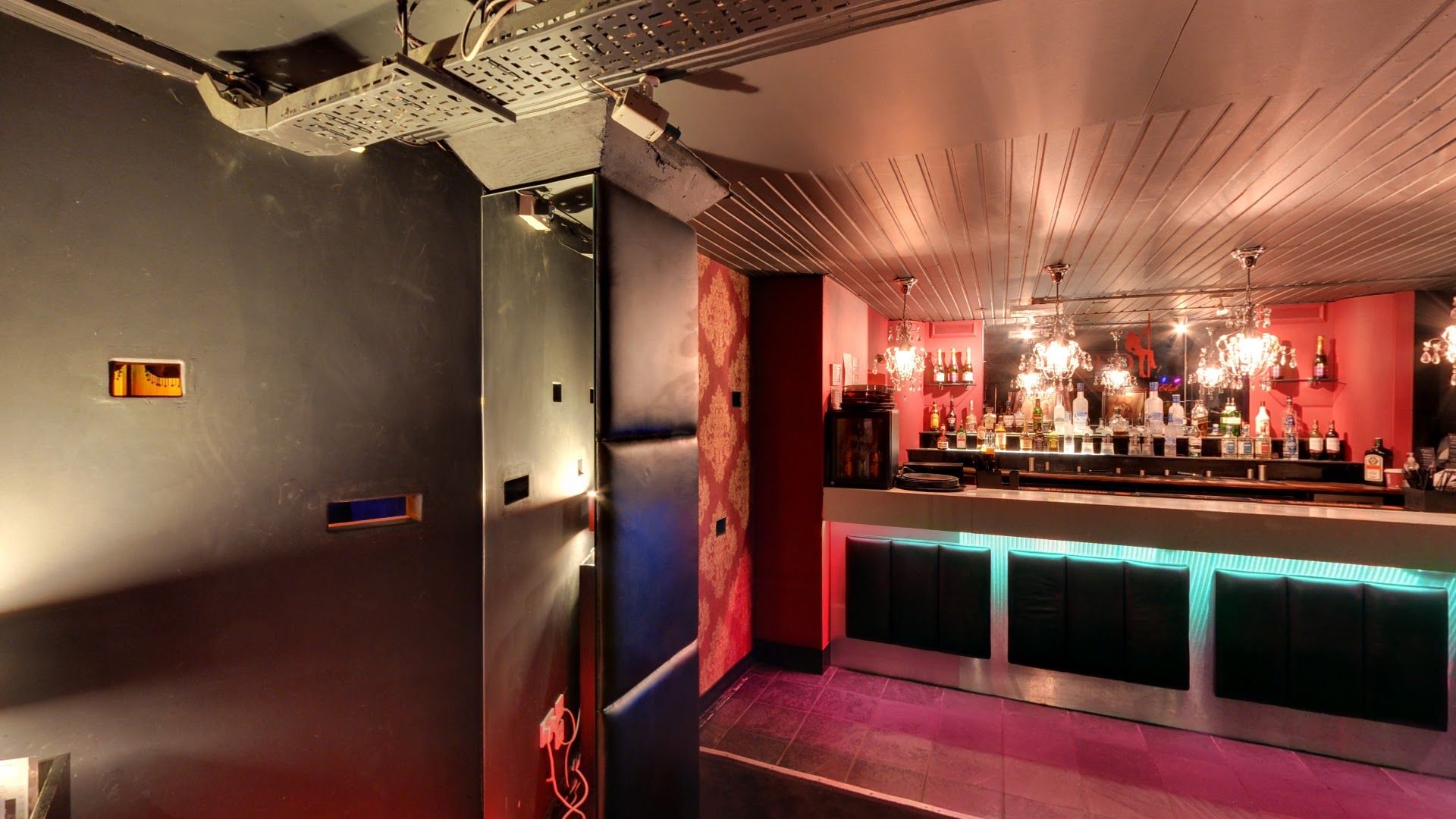 For Your Eyes Only (Cardiff) - Nightclub in Cardiff, United Kingdom