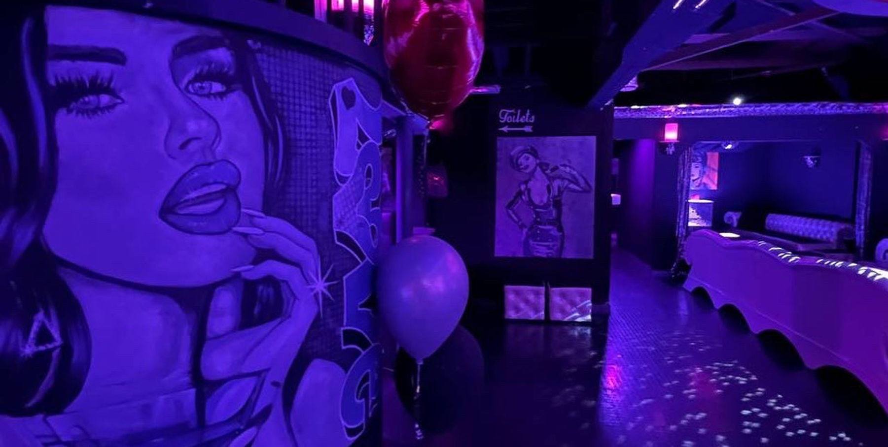 Penthouse Playrooms - Swinger Club in Dunstable, United Kingdom