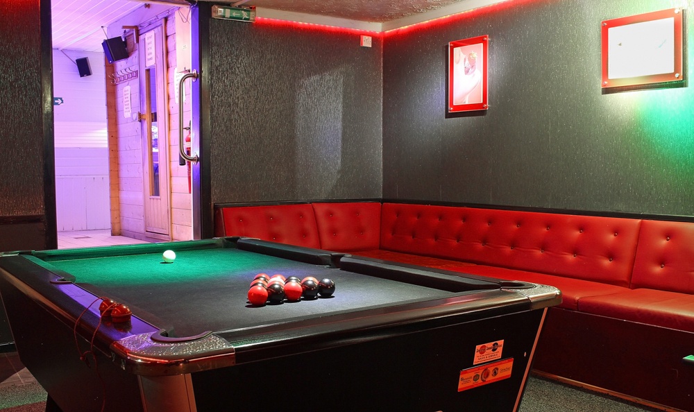 Adam And Eves Club Reinvented - Swinger Club in Eccles, United Kingdom
