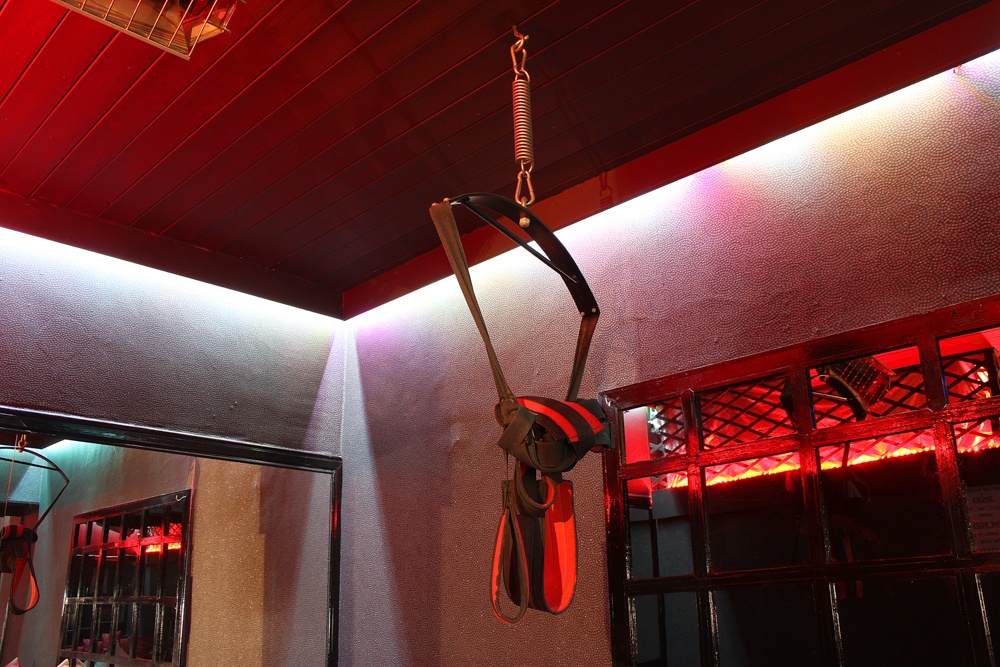 Adam And Eves Club Reinvented - Swinger Club in Eccles, United Kingdom