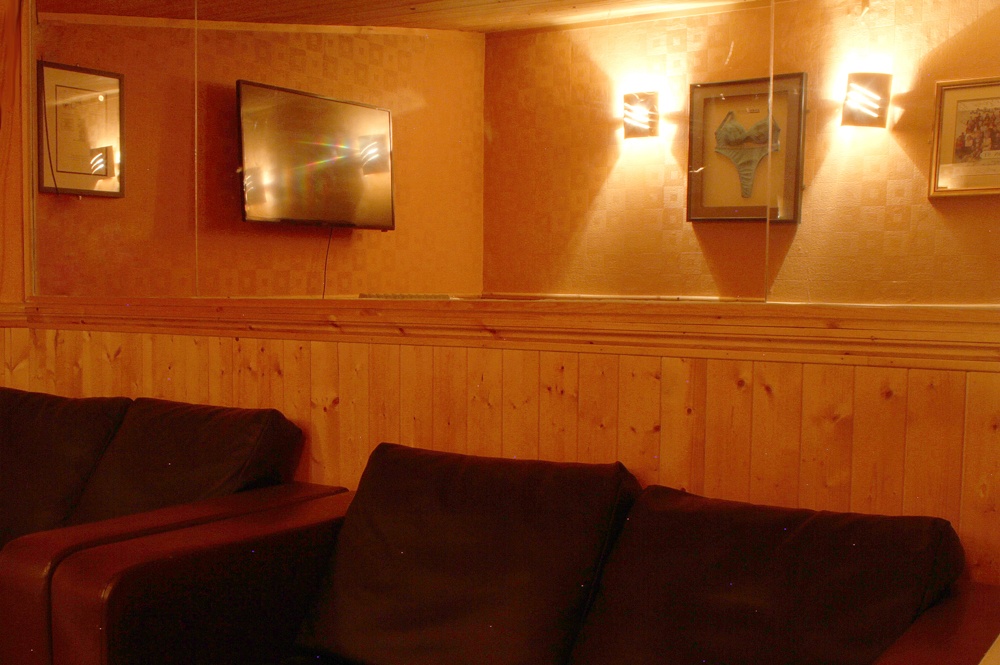 Adam And Eves Club Reinvented - Swinger Club in Eccles, United Kingdom