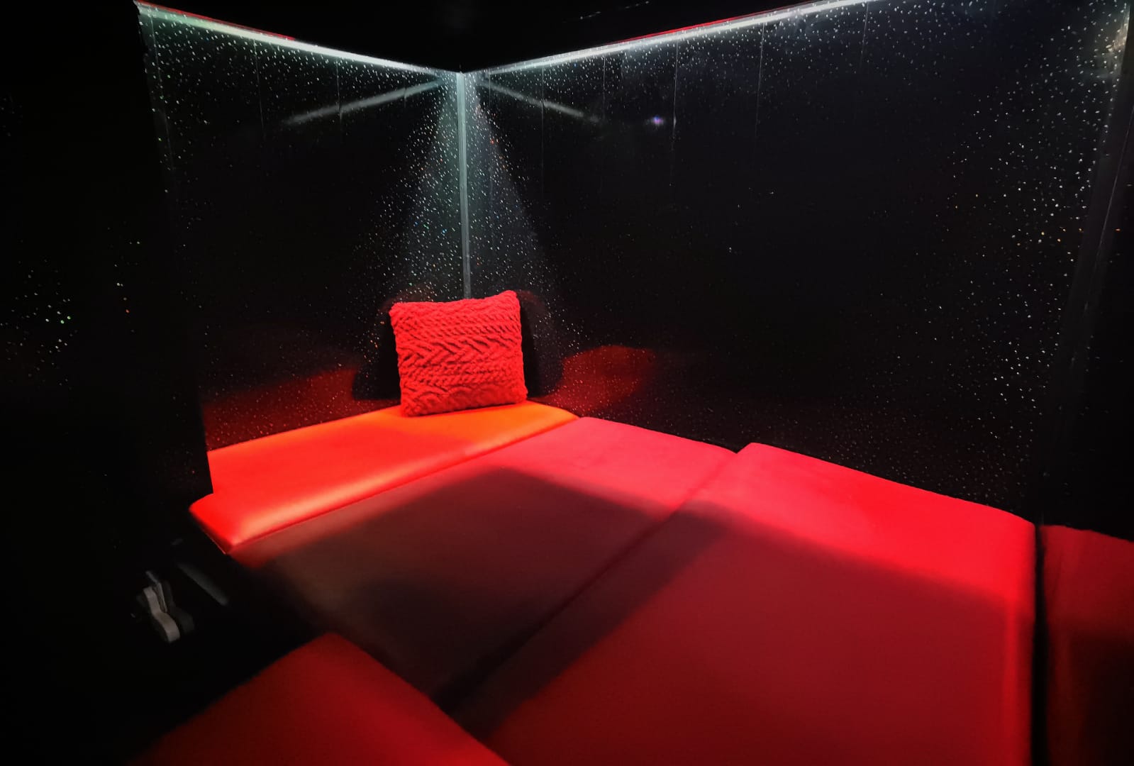 Adam And Eves Club Reinvented - Swinger Club in Eccles, United Kingdom