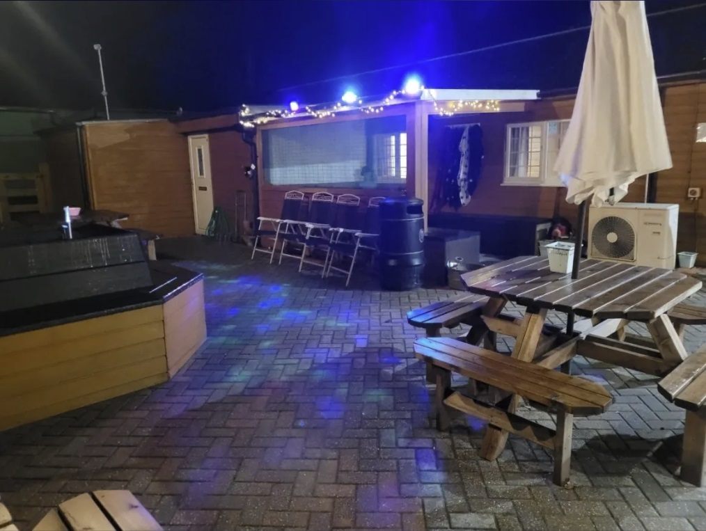 Yaydess The Ultimate Adult Experience - Swinger Club in England, United Kingdom