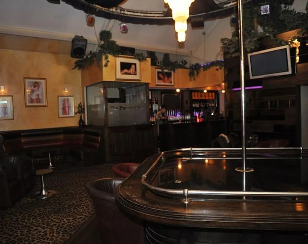 The Purple Door - Nightclub in Kingston Upon Hull, United Kingdom