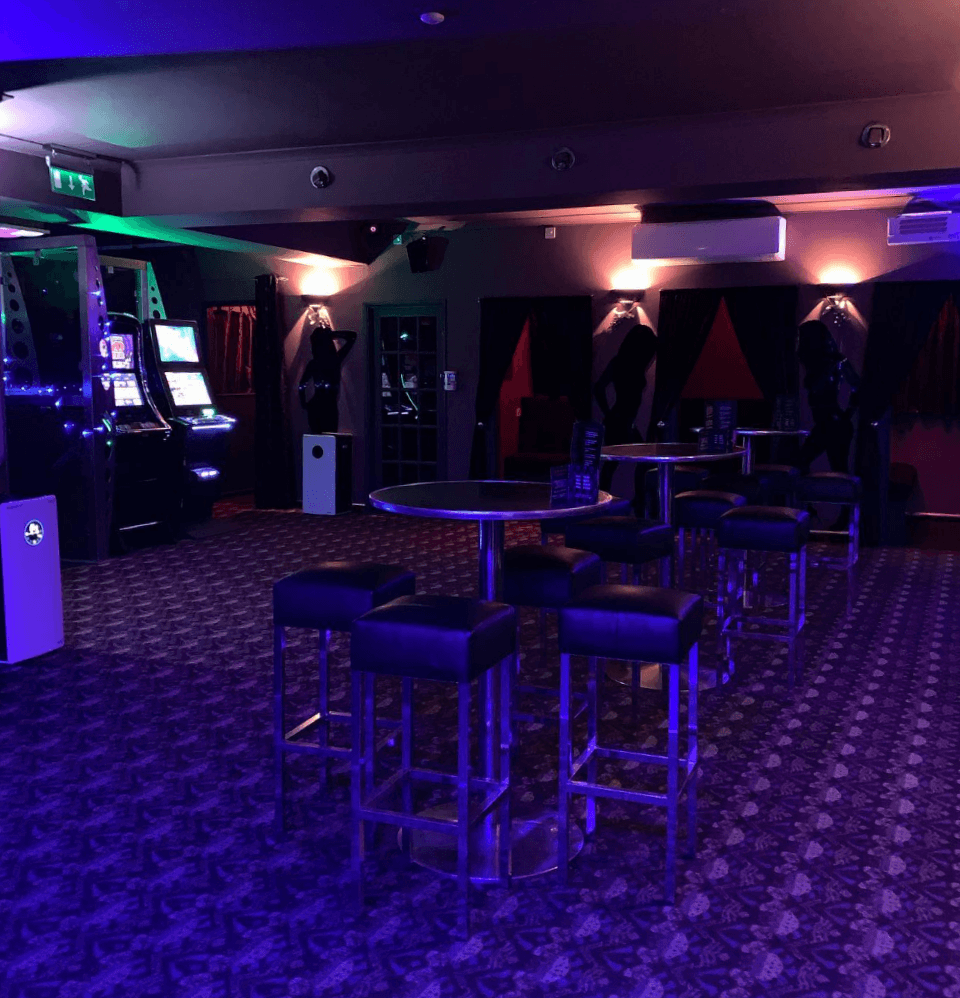 Shades Gentlemans Club - Nightclub in Leamington Spa, United Kingdom