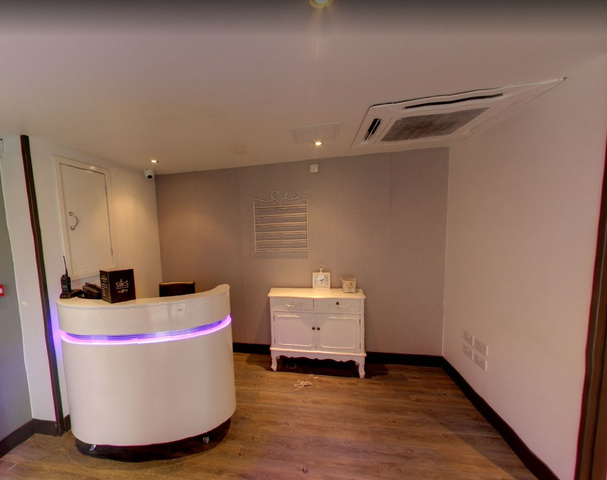 Silks Gentlemen`s Lounge - Nightclub in Leeds, United Kingdom