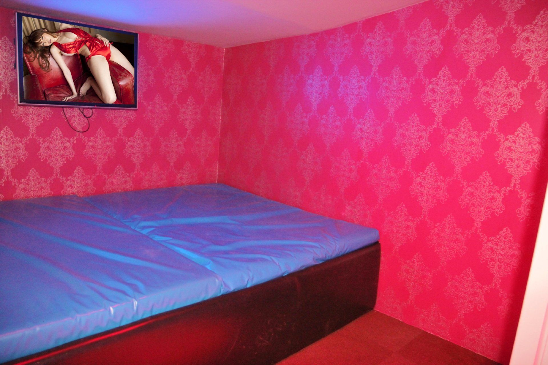 Pandora's Swingers Club - Swinger Club in Leeds, United Kingdom