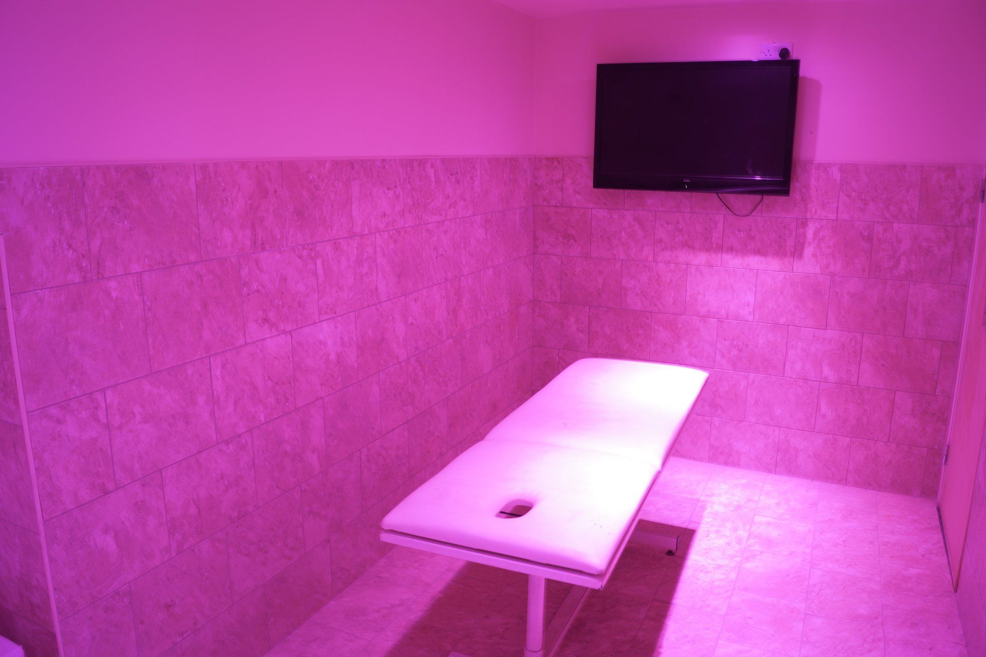 Pandora's Swingers Club - Swinger Club in Leeds, United Kingdom