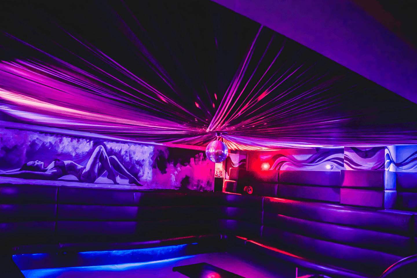 Xclusive Gentlemans Club - Nightclub in Liverpool, United Kingdom
