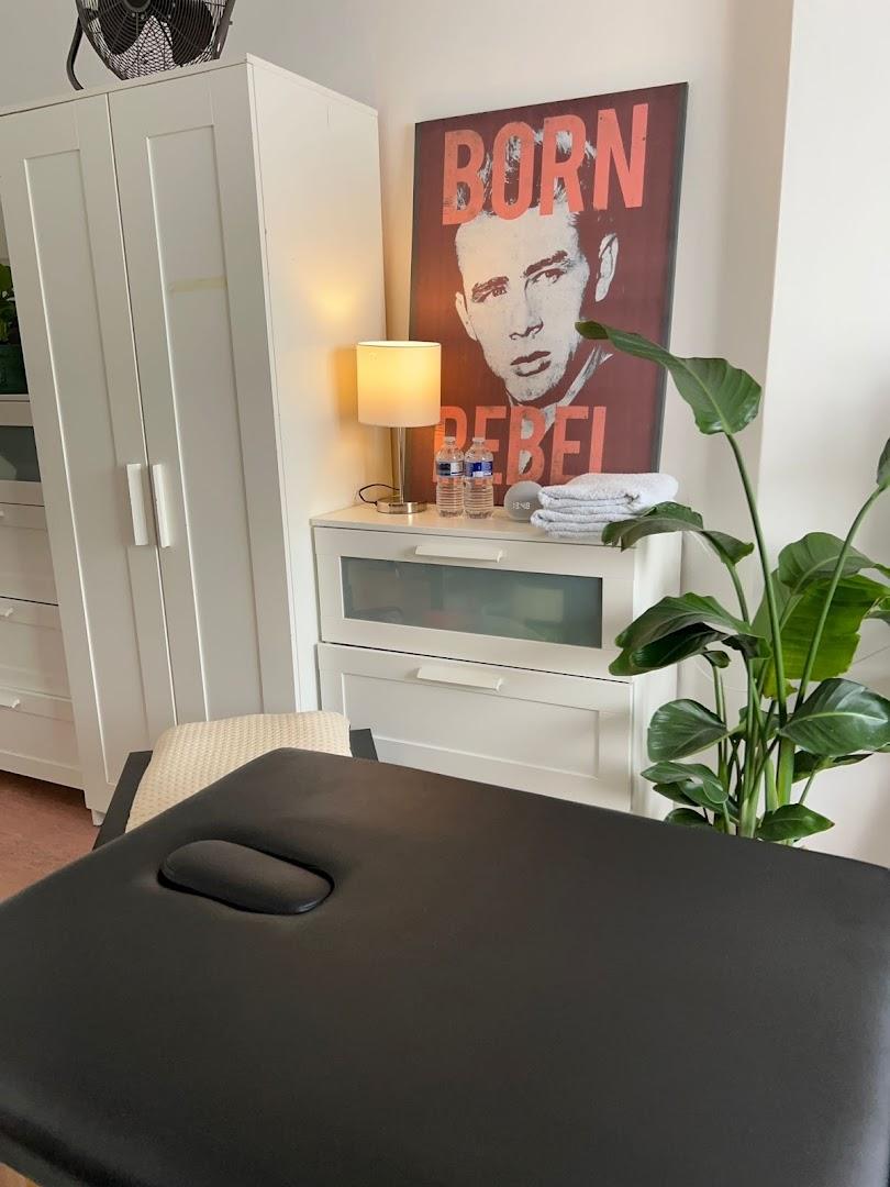 Massage For Men London | Male Friendly Therapist | Erotic And Therapeutic Gay Massage In London - Erotic Massage in London, United Kingdom