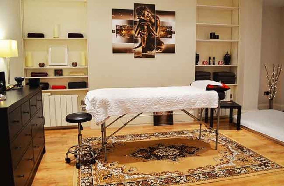 Tantra-Lising - Erotic Massage in London, United Kingdom