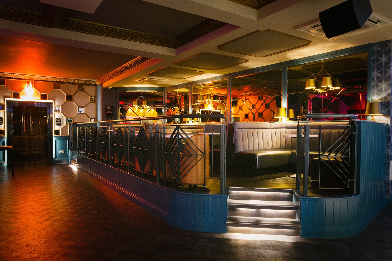 Browns - Nightclub in London, United Kingdom