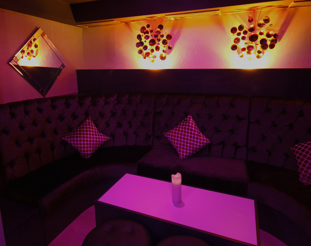 Charlie's Gentlemen's Club And Bar - Nightclub in London, United Kingdom