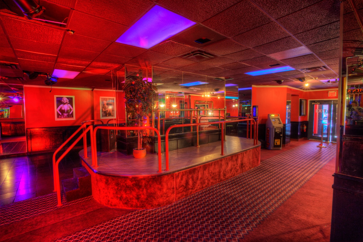 Solid Gold London - Nightclub in London, United Kingdom
