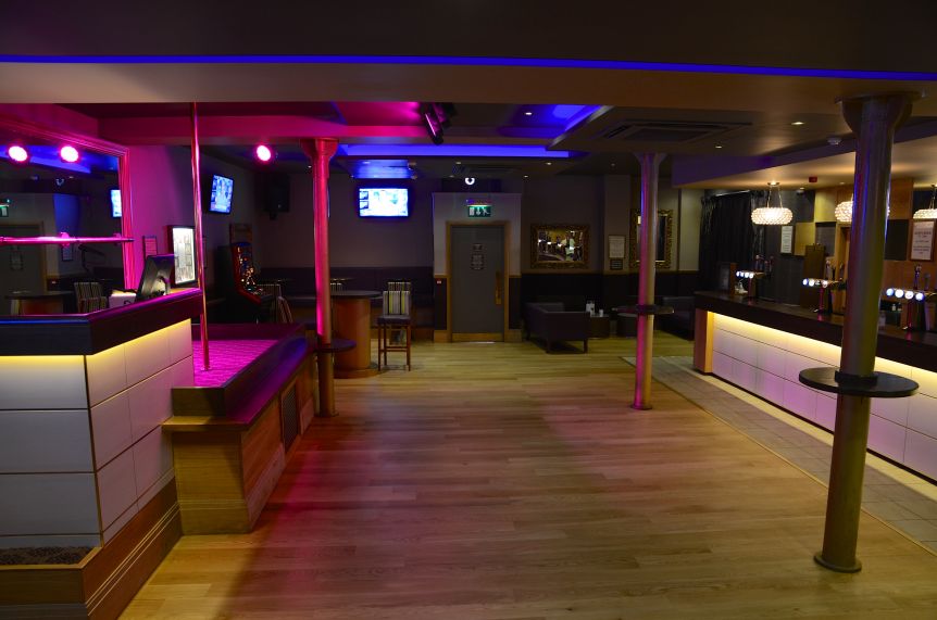 The Griffin 125 Clerkenwell Road - Nightclub in London, United Kingdom