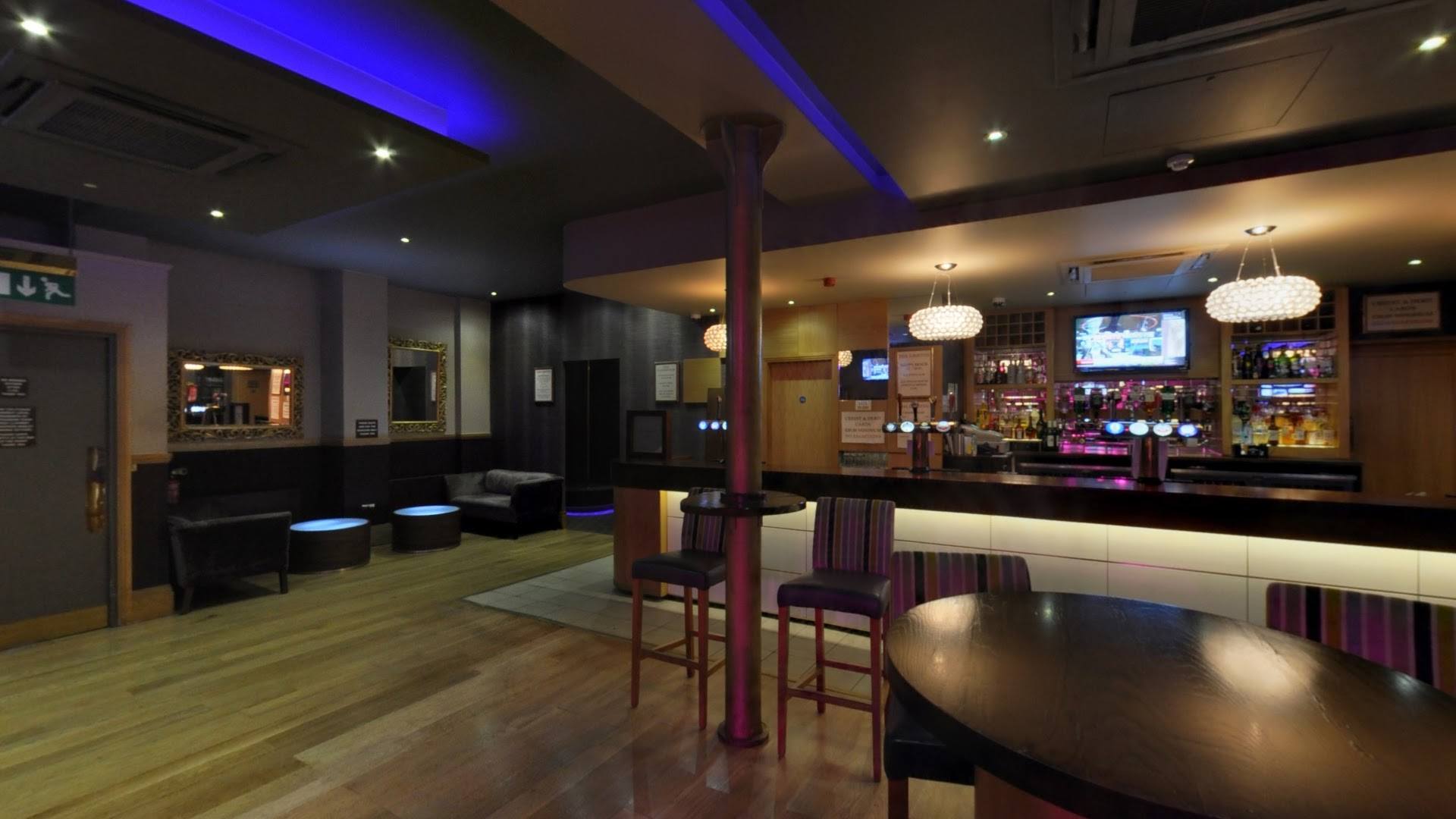 The Griffin 125 Clerkenwell Road - Nightclub in London, United Kingdom