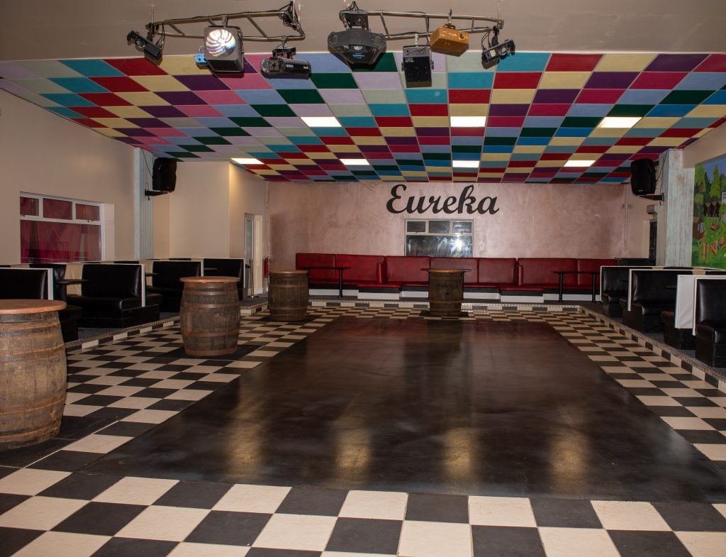 Eureka Parties - Swinger Club in Longfield, United Kingdom