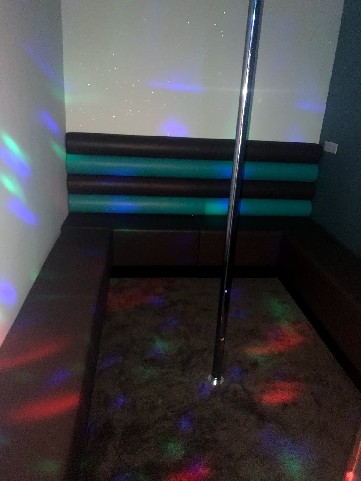 After 8 - Nightclub in Luton, United Kingdom
