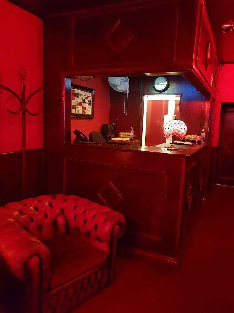 Cosmopolitan Sauna - Brothel in Manchester, United Kingdom