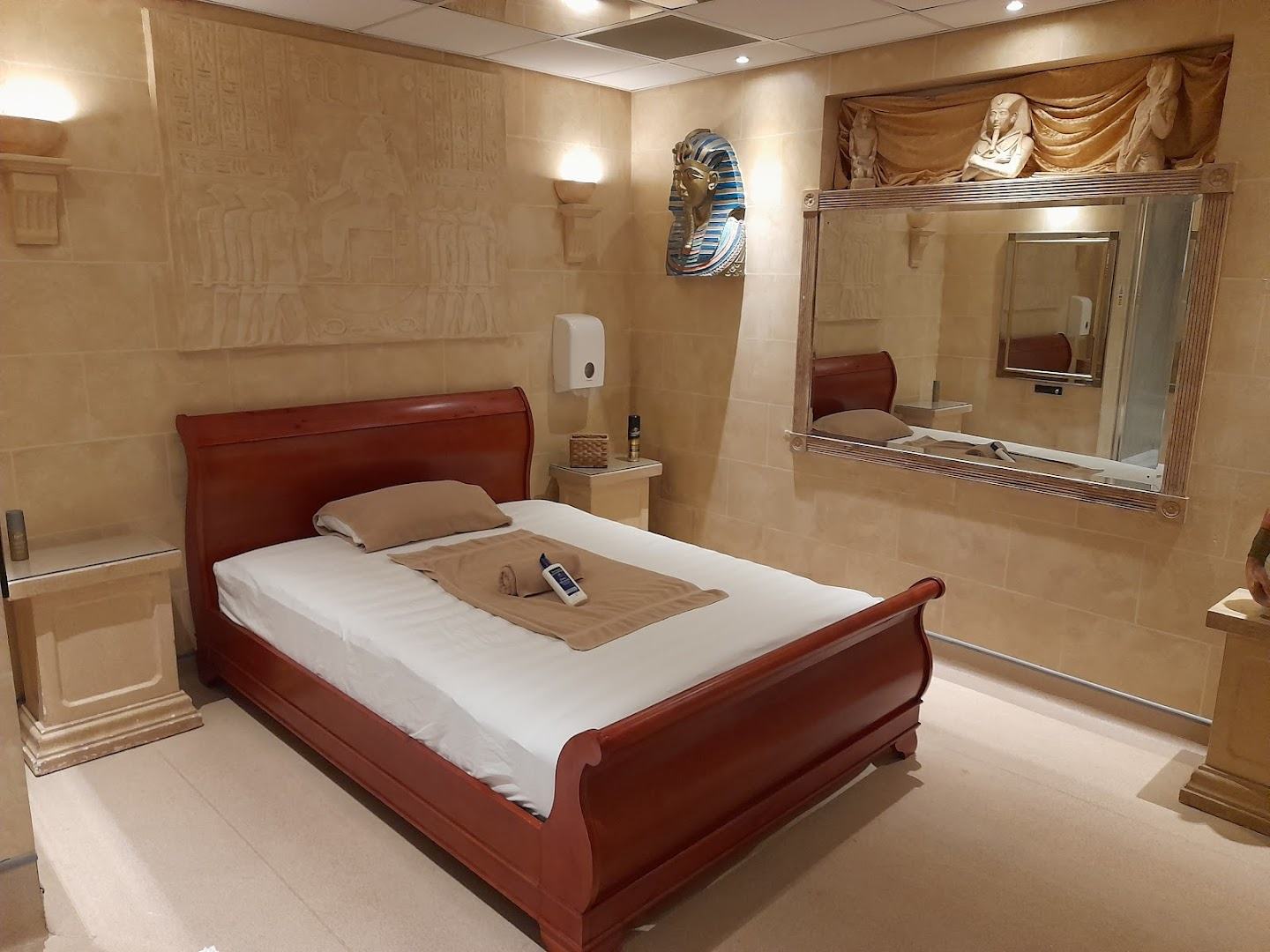 Temptations Massage Parlour - Erotic Massage in Manchester, United Kingdom