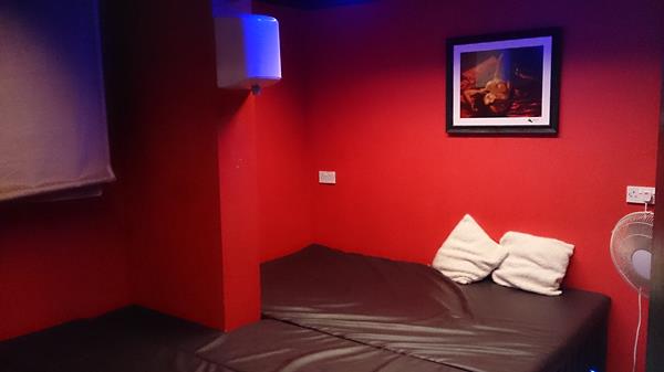 Angels - Swinger Club in Melksham, United Kingdom