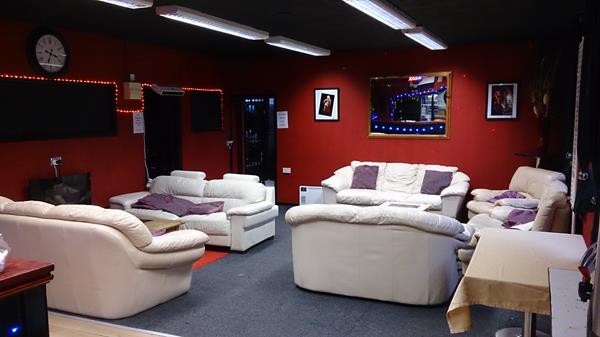 Angels - Swinger Club in Melksham, United Kingdom